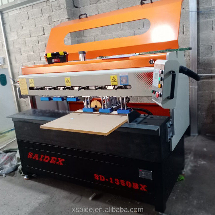 1350mm Arbeitslänge Acryl-Diamant-Poliermaschine mit Bandvorschub Acryl-Kantenpoliermaschine