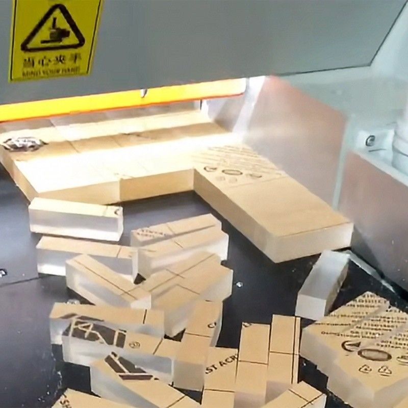Europa Hochpräzision 0,01mm SD-2600 Automatische Holz Acryl PM PS Kunststoff Schneidesaugemaschine