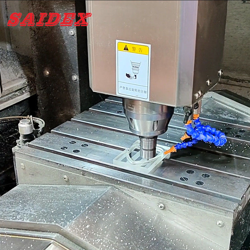 Spezialgeformte Acryl-Diamantpoliermaschine SD650 Hochgeschwindigkeits-Gravurmaschine CNC Innenloch-Rohr-Hardwareteile