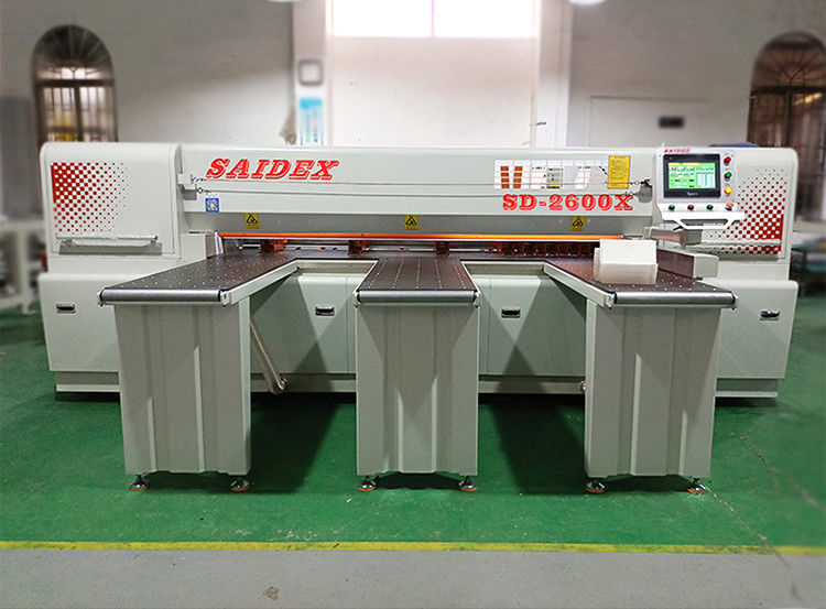 Fabrik-direkte PMMA PS MS Acryl-Schneidemaschine SD-2600 mit importierten Linearleitungsbahnen