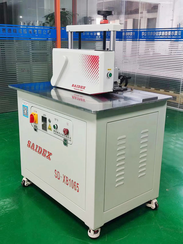 Fase oder gerader Abschluss Acrylkantenpolierer Gehrung 45 Grad Fasenmodus Spannung 220V