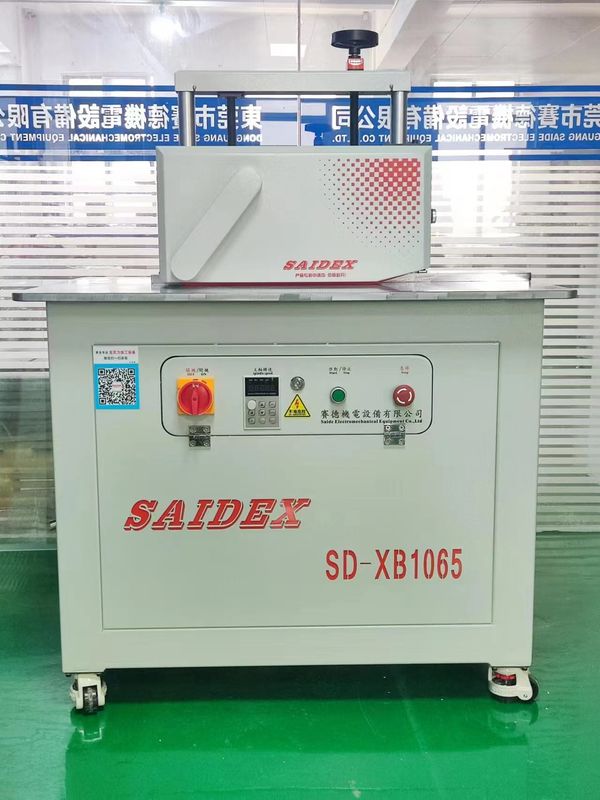 Schnelle, effiziente Gehrungsschnitt-Maschine für 45-Grad-Fasen an Acryl-, POM-, PET-, MS-, PS-Kunststoffplatten usw.