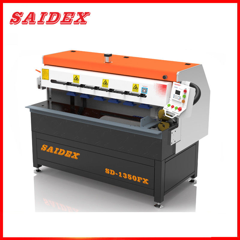 3kw Servomotorbetriebene Acrylpoliermaschine 1350mm Acryl Randpolierer PMMA/PS/PCPlastic Poliermaschinen