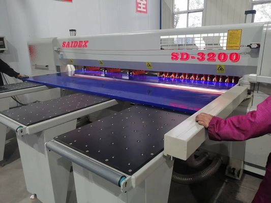 Acryl-Schneide-Computer-Balkensägemaschine 6250x5735x1680mm 2,2 kW  Programmierbare Logiksteuerung Acryl-Bearbeitungsanlage